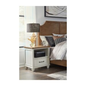 Riomar Nightstand
